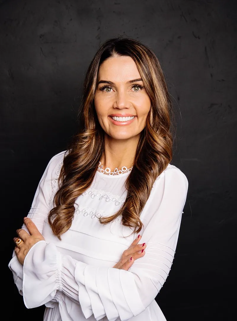 Becky Nielson - Real Estate Agent